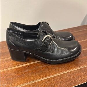 Bass Black Leather Heeled Shoes with Buckle